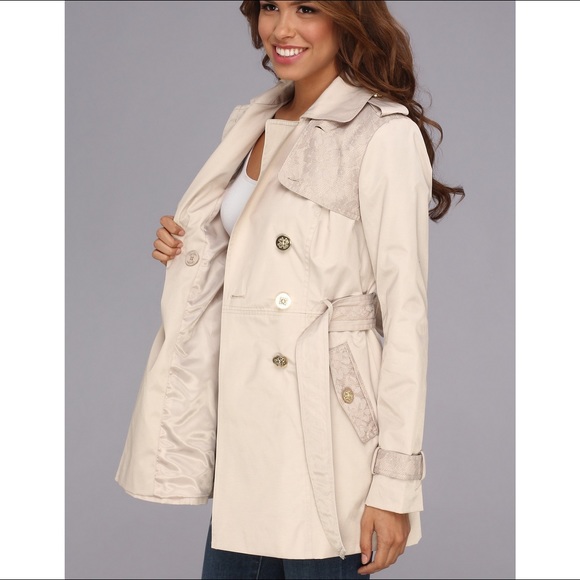 *Like New* Women’s Trenchcoat by JESSICA SIMPSON - Picture 2 of 8